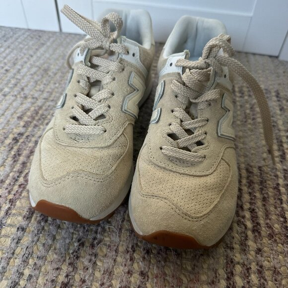 NEW BALANCE | Femme 574 Sneaker Sandstone Light Tan (Size 7) - Picture 6 of 10